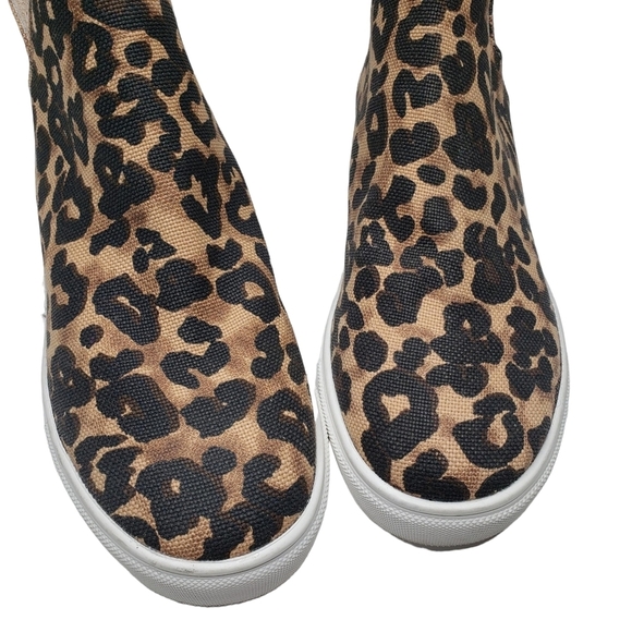 Steve Madden | Claud Brown Leopard Canvas High Top Hidden Wedge Sneakers 8.5 - Picture 2 of 12